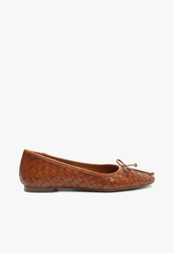 Schutz Arissa Leather Ballet Flat
