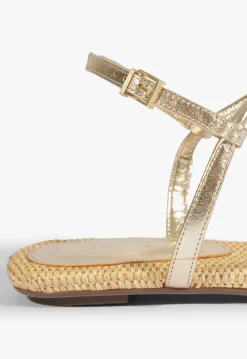 Schutz Elsha Flat Sandal