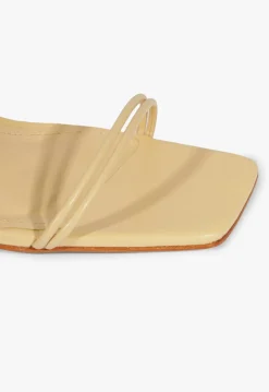 Schutz Pompeii Sandal